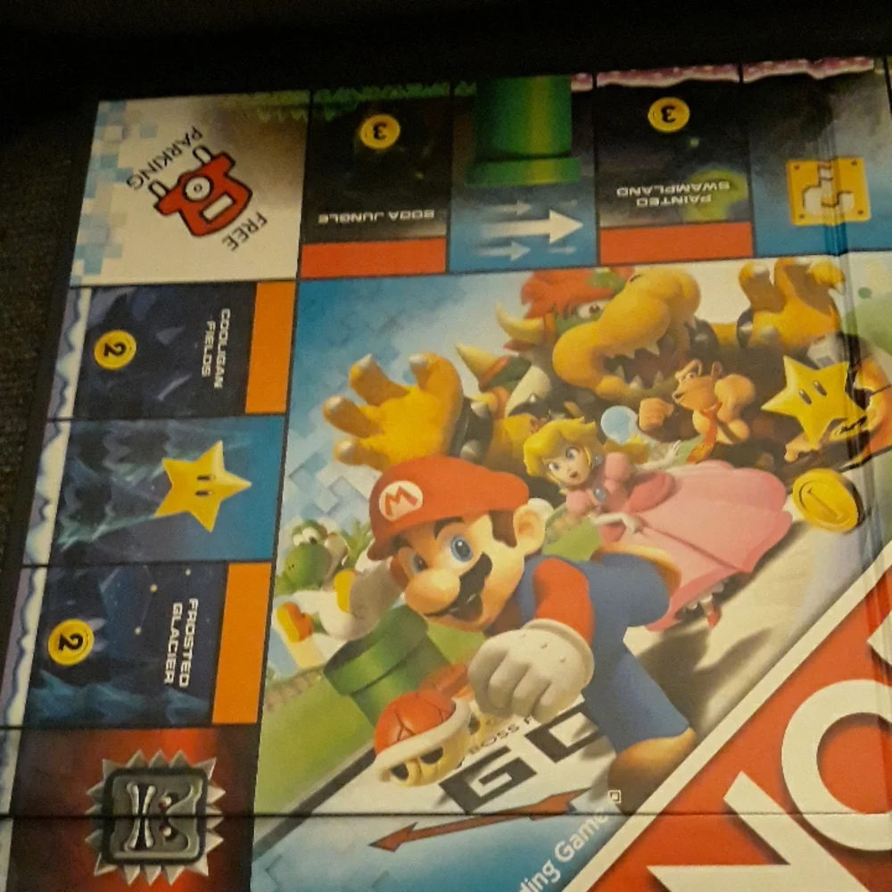 Monopoly Gamer Board Game, excellent condition, pieces new in plastic - Picture 9 of 13